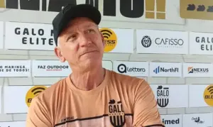 Paranaense: Galo Maringá demite técnico Luis Carlos Cruz