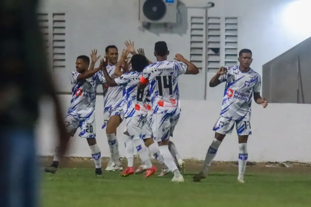 CEARENSE: Tirol bate Quixadá e larga na frente contra descenso