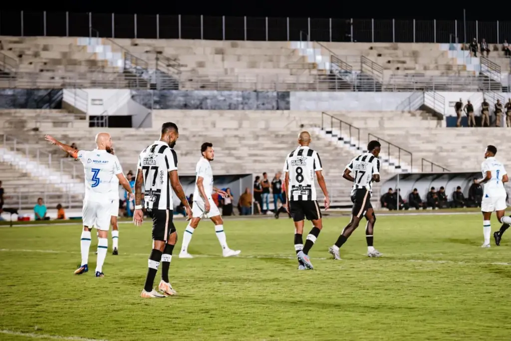 Treze supera Serra Branca Paraibano