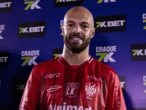 Carlão brilha no Noroeste, marca o gol decisivo e é eleito Craque do Jogo