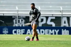Paulistão: Élvis pede rescisão e processa Ponte Preta