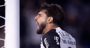 Corinthians avalia mudança no batedor após nova falha de Yuri Alberto