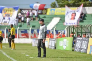 Paulista A4 RIVALO: Defendendo liderança, Valmir Israel projeta duelo difícil entre Penapolense e São Caetano