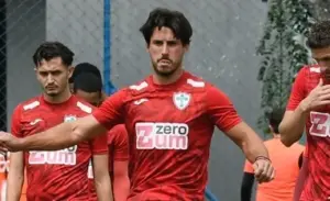 Mirassol contrata meia com passagens por Europa e Série A