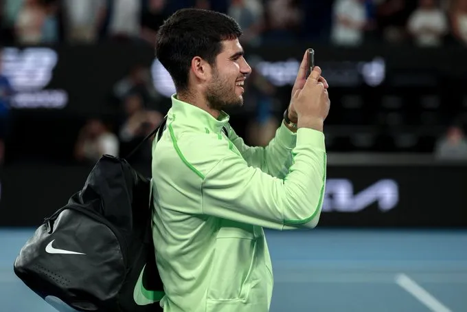 Alcaraz desiste do ATP Roterda