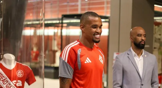 Internacional regulariza Alerrandro e conta com o camisa 9 para o Gauchão