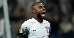 Corinthians mantém Alex Santana e Renato afastados do elenco