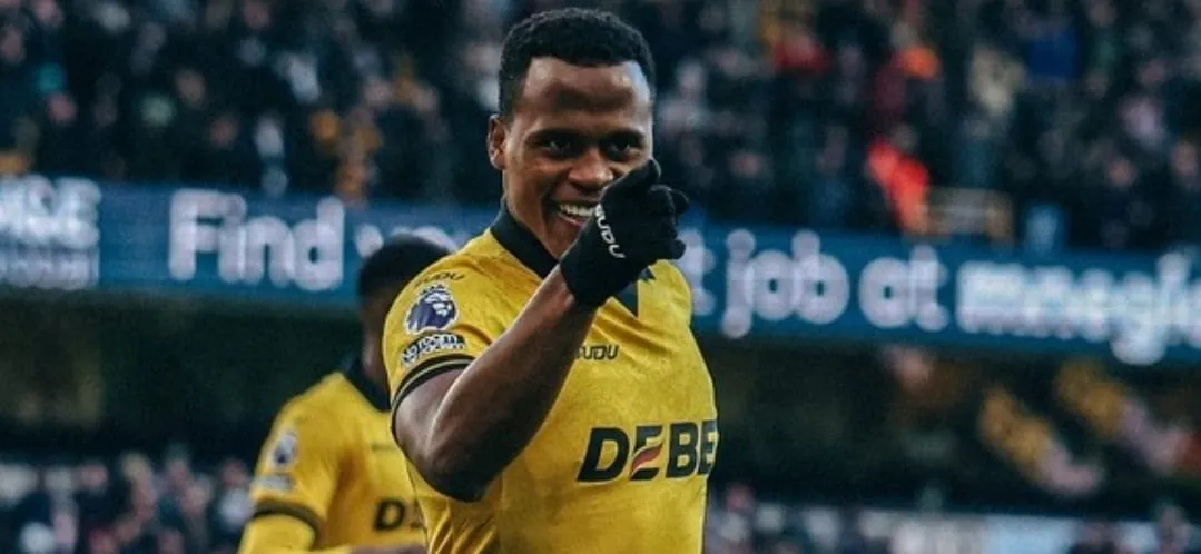 Jhon Arias em ação (Foto: Divulgação-Wolverhampton)