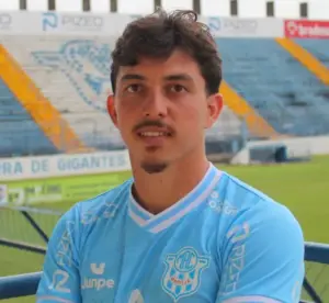 Marília confirma a contratação de atacante ex-Noroeste