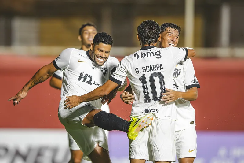 Atletico America e Cruzeiro vao a semifinal mineiro 2