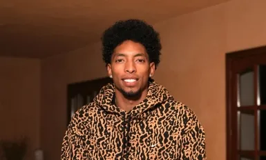 Botafogo formaliza proposta por lateral do Mallorca