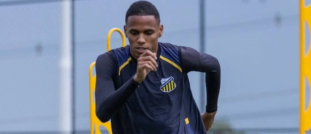 Dantas durante treino (Foto: Ozzair Júnior-Novorizontino)