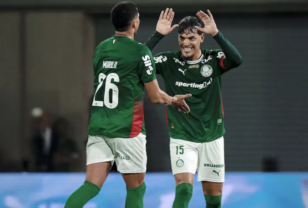 BRASILEIRÃO: Red Bull Bragantino lidera, Palmeiras goleia e San-São igual