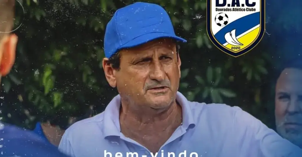 Dourados acerta a contratação de novo treinador