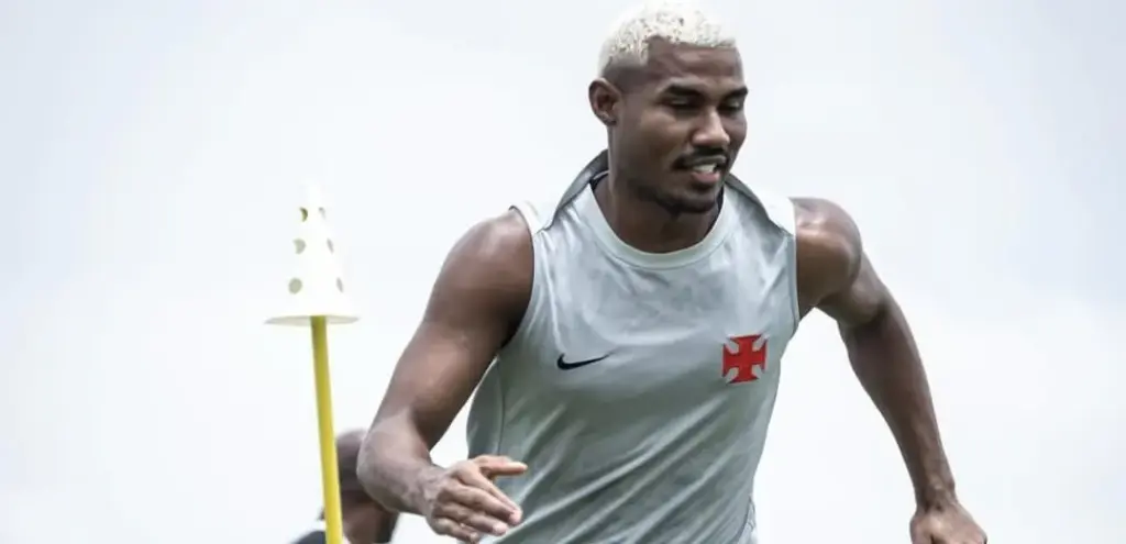 Vasco segura Cuiabano e adia estreia por condição física