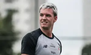 São Paulo pode perder jovem goleiro de graça