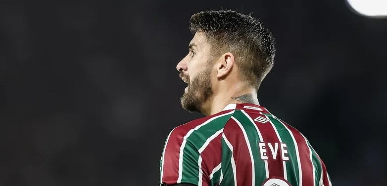 Fluminense: chegada de Bouanga pode selar saída de Everaldo
