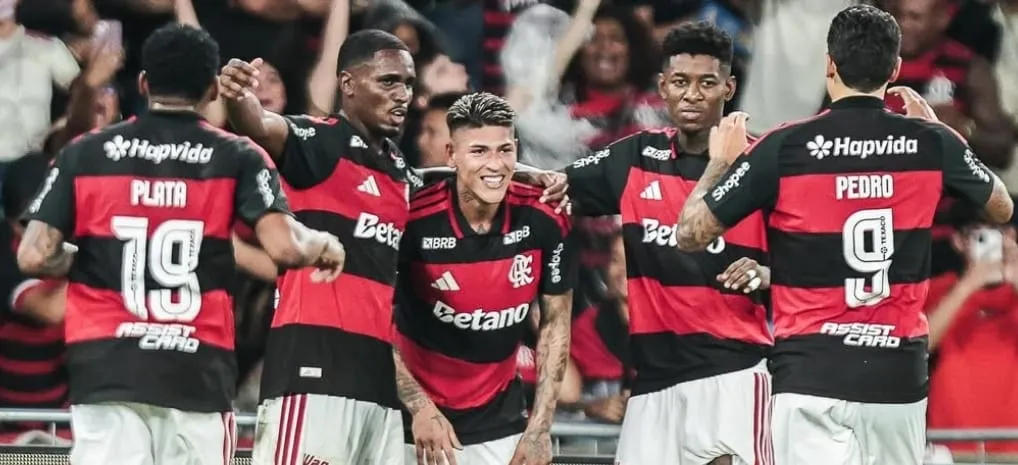 Jogadores do Flamengo reunidos (Foto: Gilvan de Souza-CRF)
