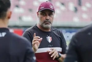 Catarinense: Com 'pé na cova', Joinville demite treinador após derrota