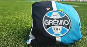 Grêmio avalia saída da Libra e aproximação do FFU