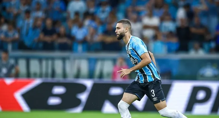 Luís Castro confirma permanência de Wagner Leonardo no Grêmio