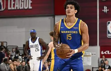 Gui Santos renova por R$ 77 milhões com Golden State Warriors