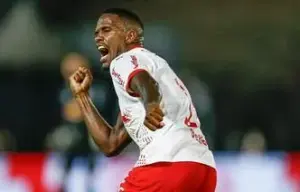 'Não pode botar mulher para apitar', diz jogador do Bragantino