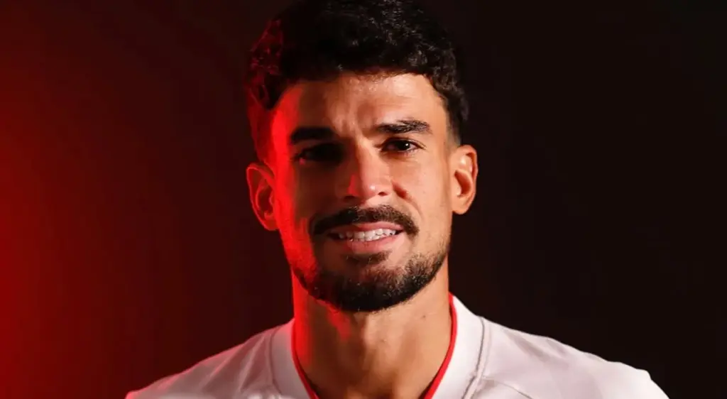 Cauly celebra chegada ao São Paulo: 'Quero escrever uma bela história, com títulos'