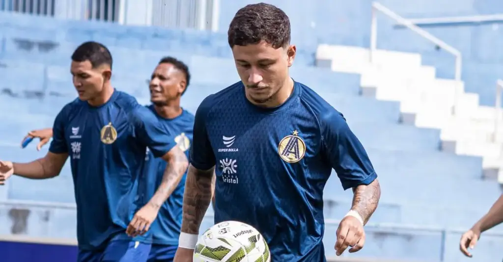 Paulista A4 RIVALO: Comercial monitora retorno de Carlos Bajé