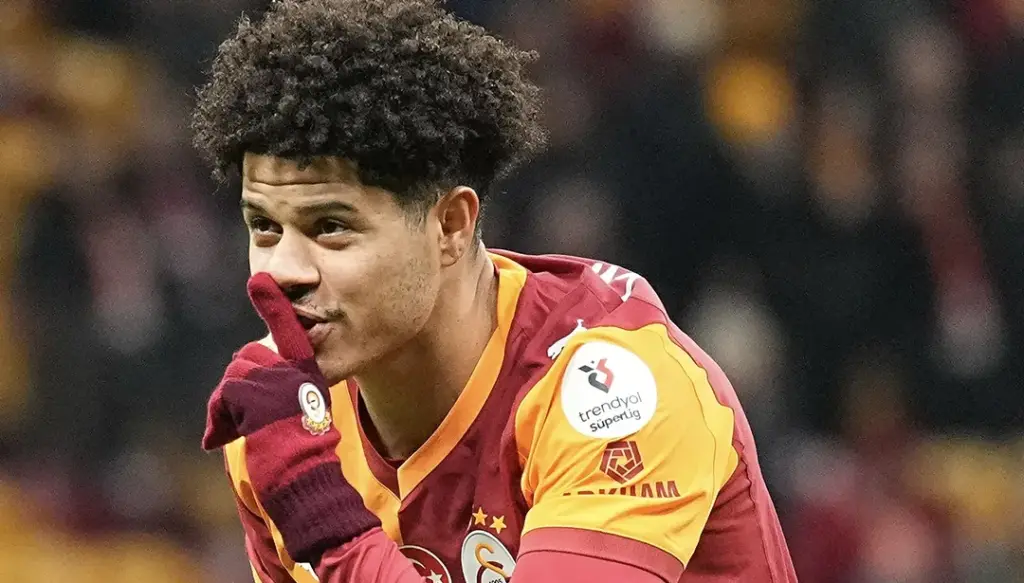 Ex-São Paulo vira “xodó” de Gündogan e vive fase artilheira no Galatasaray