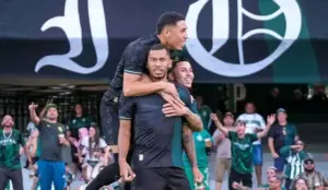 PARANAENSE: Coritiba e Operário avançam e vão se enfrentar nas semifinais