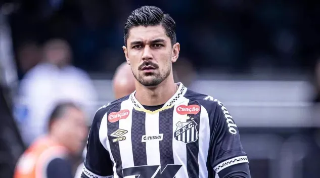 Santos quita dívida milionária e Fifa retira punição