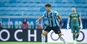 Grêmio tem retorno de Kannemann aos treinos após lesão muscular