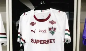 Fluminense enfrenta dificuldades para contratar novo centroavante