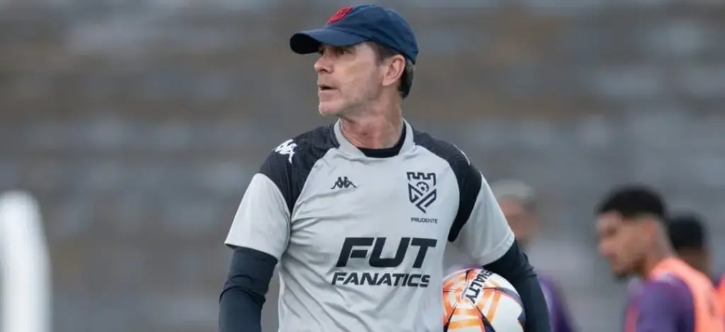 Luciano Dias aponta falhas após derrota do Grêmio Prudente