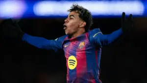 Lamine Yamal supera Maradona e amplia recordes no Barcelona