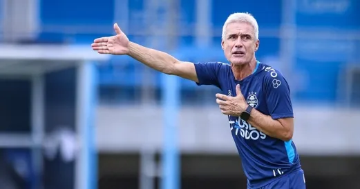 Grêmio liga alerta defensivo antes da semifinal do Gauchão