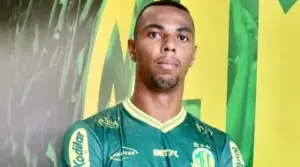 Ceará acerta com experiente zagueiro do Mirassol até 2026