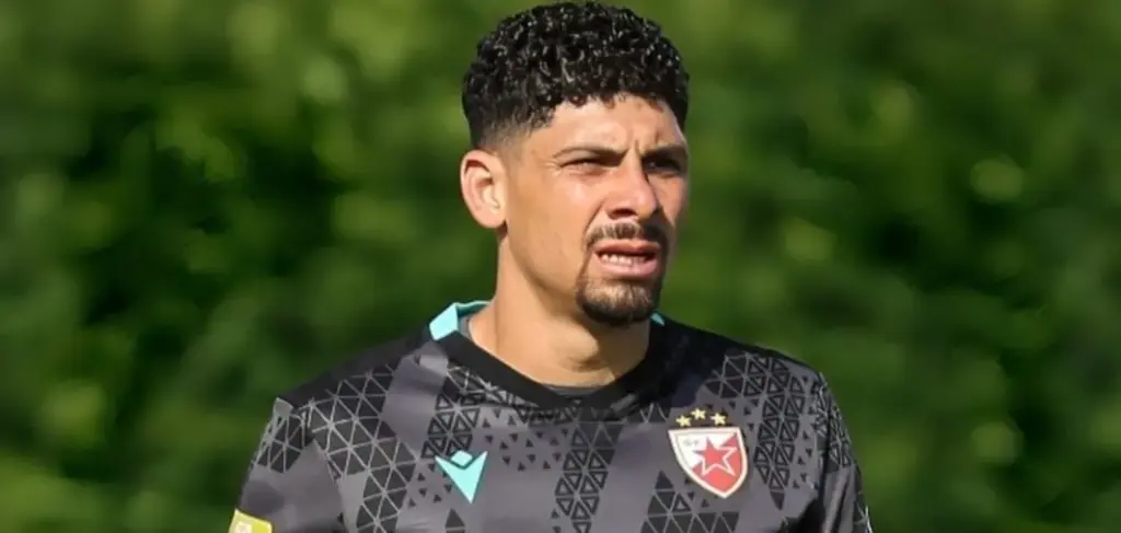 Botafogo-RJ abre conversas com goleiro após falhas de Neto