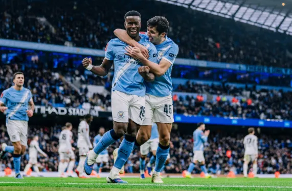 Manchestey City elimina Salford FA Cup