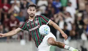 Fluminense renova contrato de Martinelli até 2030