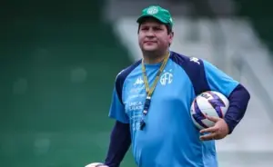 Guarani avalia futuro de Matheus Costa antes da estreia na Série C