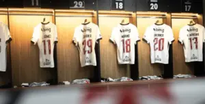 Vasco prioriza volante após saídas do elenco