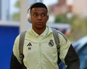 PSG vai ter de pagar R$ 37 milhões para Mbappé por férias não remuneradas