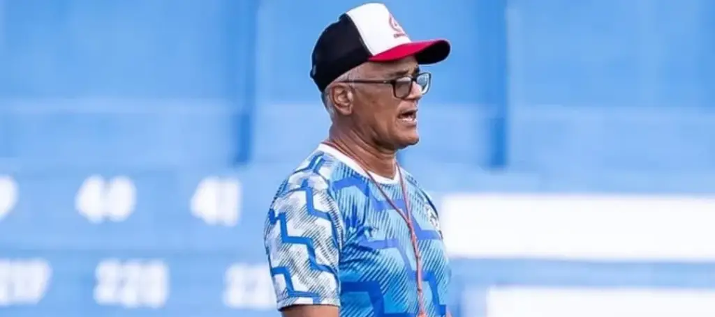 Piauiense: Parnahyba confirma demissão de técnico após rebaixamento