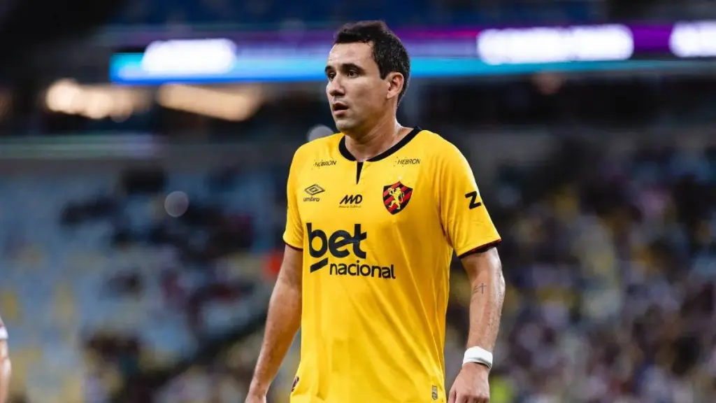 Sport 'perde' Pablo após decisão judicial e atacante fica livre (Foto: Paulo Paiva/SCR)