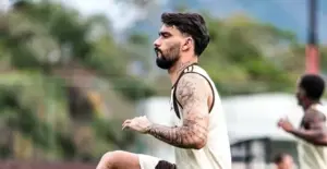 Flamengo aposta alto em Paquetá e avalia novas oportunidades na janela