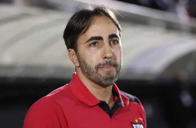 Ponte Preta avalia três treinadores para a Série B 2 Ponte Preta avalia treinadores para a Serie B 1