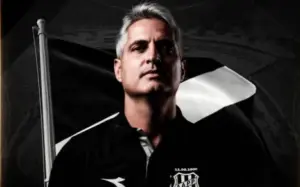 Ponte Preta oficializa contratação de Rodrigo Santana