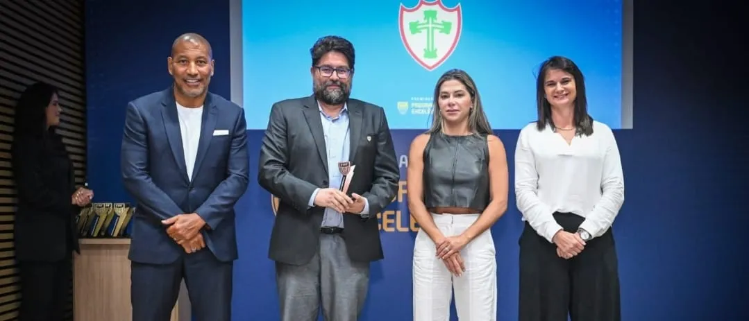 Portuguesa recebe Prêmio de Excelência de programa da FPF